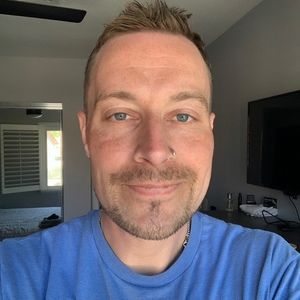 Meet your Posher, Chris